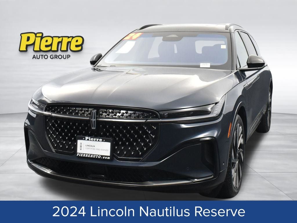 2024 Lincoln Nautilus Reserve AWD's photo