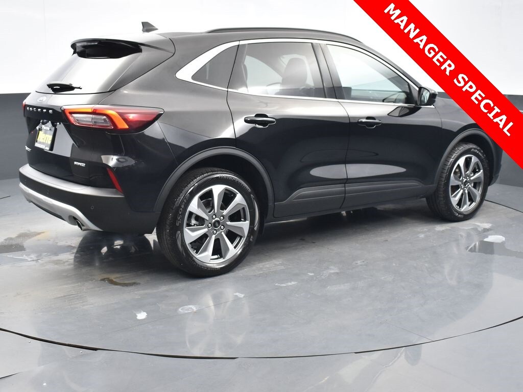 Used 2024 Ford Escape Platinum SUV
