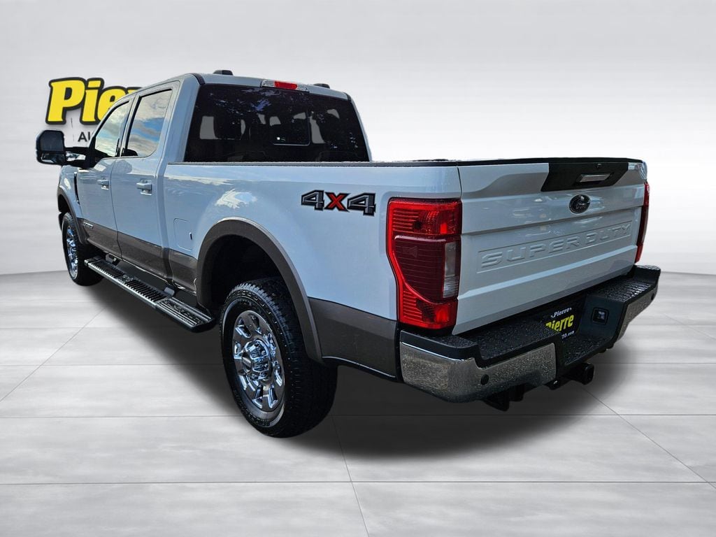 Used 2022 Ford F-250SD Lariat Truck Crew Cab