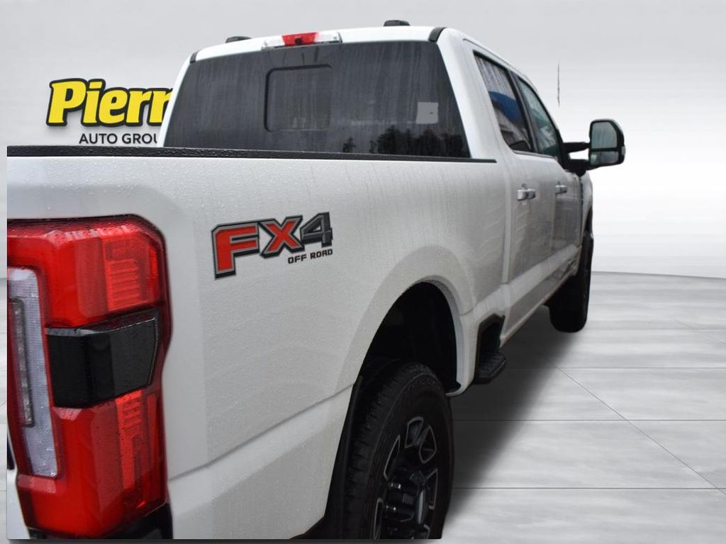 2024 Ford F-350 Super Duty Platinum - Photo 9