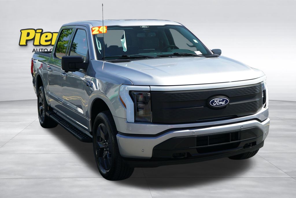 Used 2024 Ford F-150 Lightning Flash with VIN 1FTVW3L73RWG07762 for sale in Lynnwood, WA