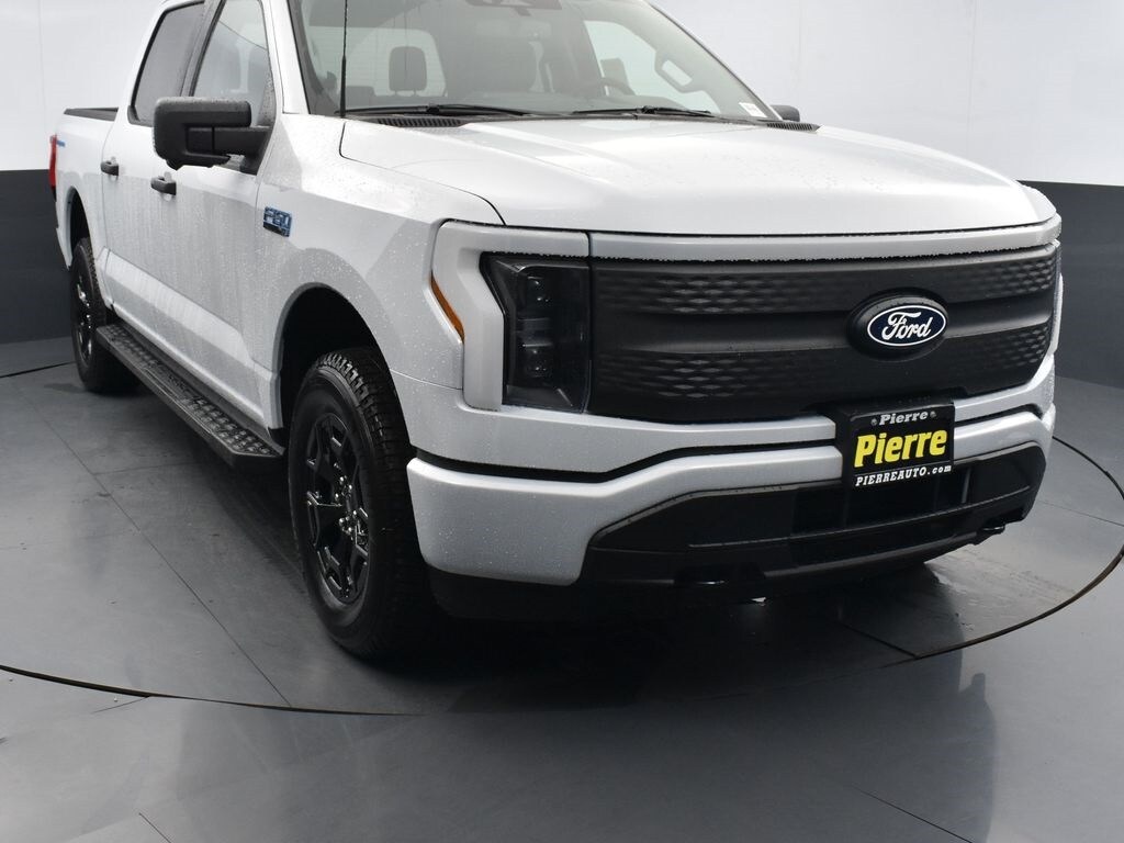 New 2025 Ford F-150 Lightning XLT Truck SuperCrew Cab