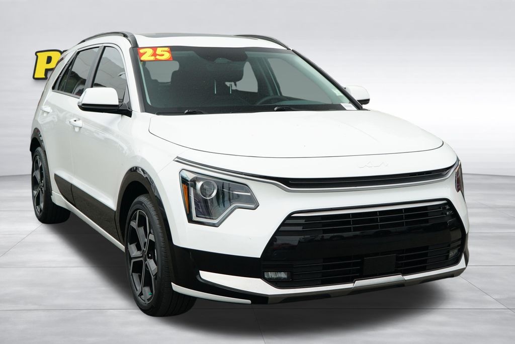 Used 2025 Kia Niro EX Touring SUV
