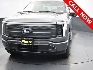 2025 Ford F-150 Lightning Lariat Truck SuperCrew Cab