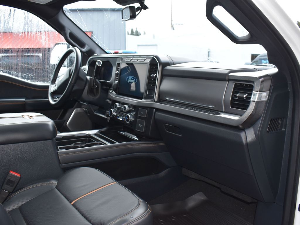 2024 Ford F-350 Super Duty Platinum - Photo 15