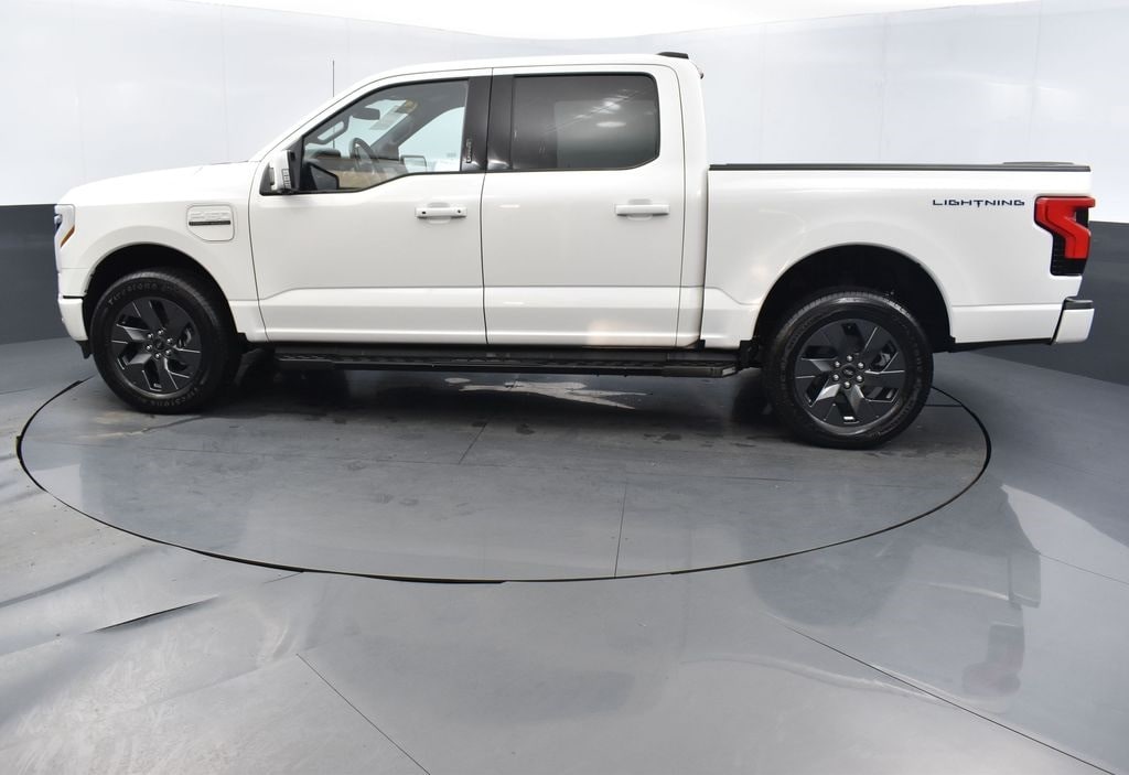 Used 2023 Ford F-150 Lightning Lariat with VIN 1FTVW1ELXPWG02215 for sale in Lynnwood, WA
