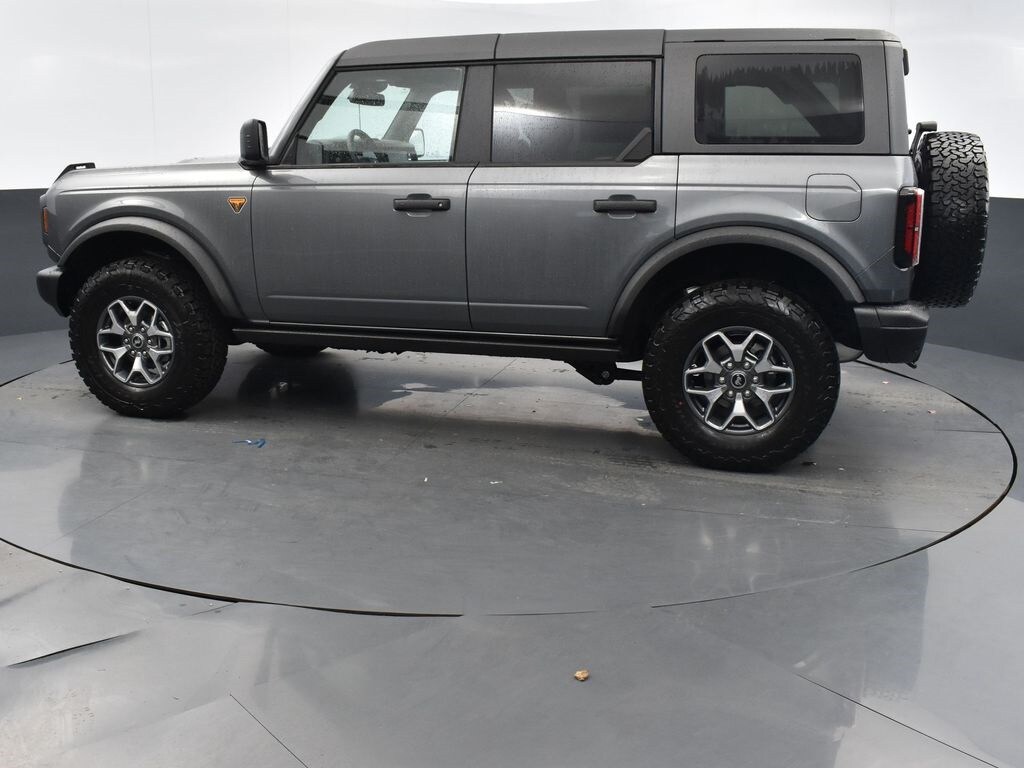 New 2025 Ford Bronco Badlands SUV