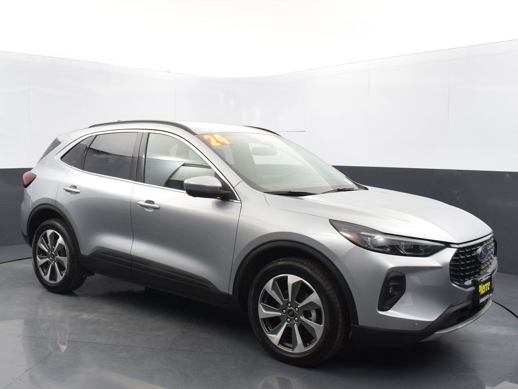 Used 2024 Ford Escape Platinum SUV