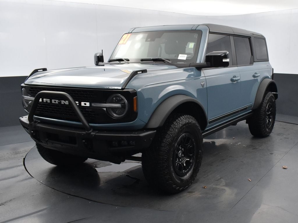2021 Ford Bronco Base's photo
