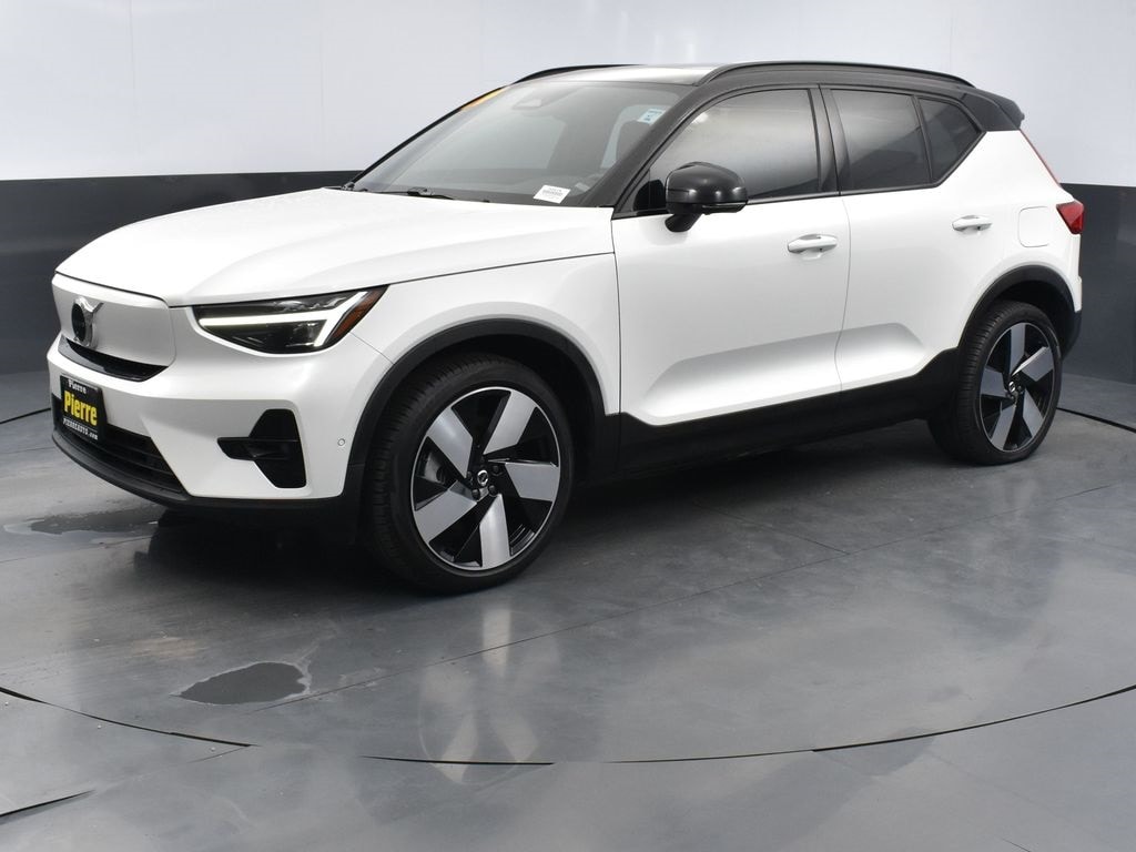 Used 2024 Volvo XC40 Recharge Pure Electric SUV