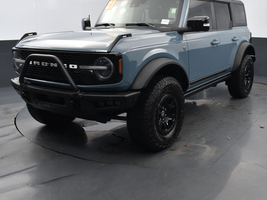 2021 Ford Bronco 4-Door First Edition's photo