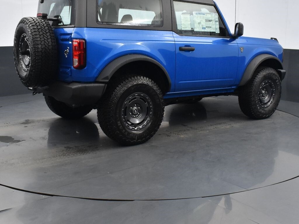 New 2025 Ford Bronco Base SUV