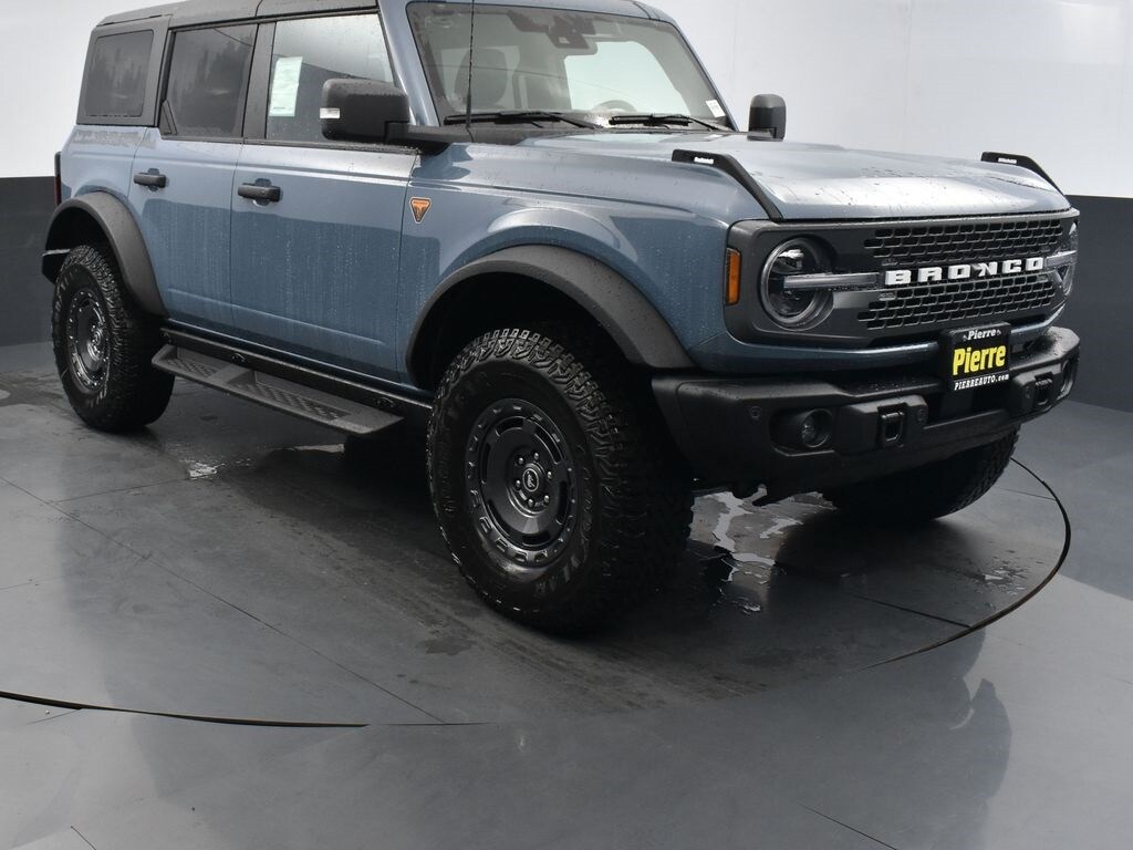 New 2025 Ford Bronco Badlands SUV