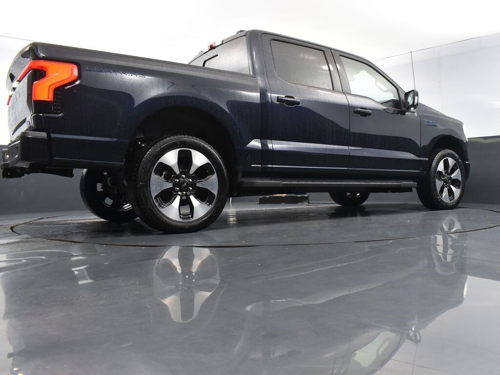 New 2025 Ford F-150 Lightning Platinum Truck SuperCrew Cab