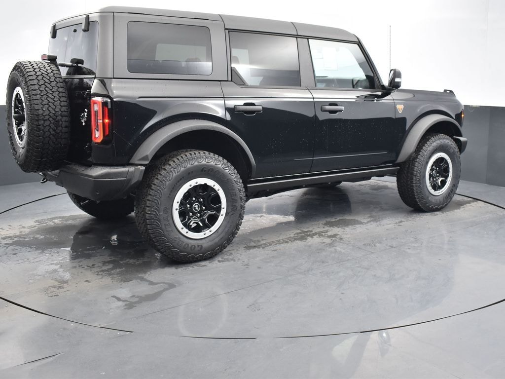 New 2025 Ford Bronco Badlands SUV