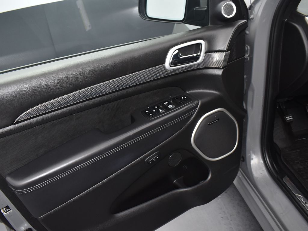 2021 Jeep Grand Cherokee Trackhawk - Photo 9
