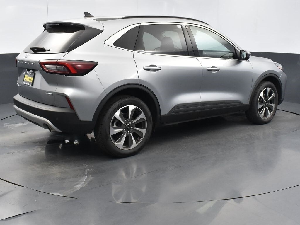 Used 2024 Ford Escape Platinum SUV