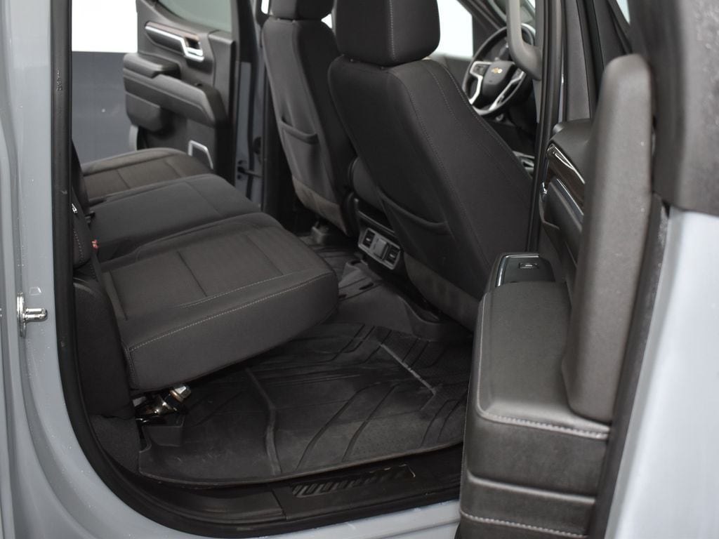 2024 Chevrolet Silverado 1500 LT - Photo 15