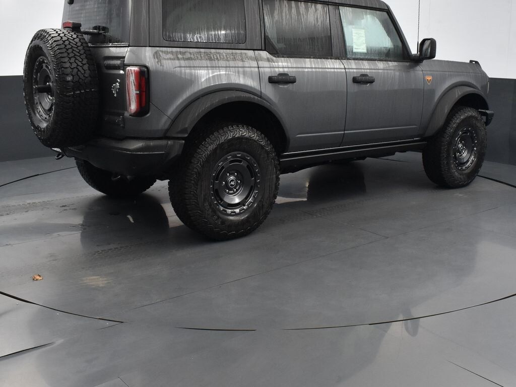 New 2025 Ford Bronco Badlands SUV