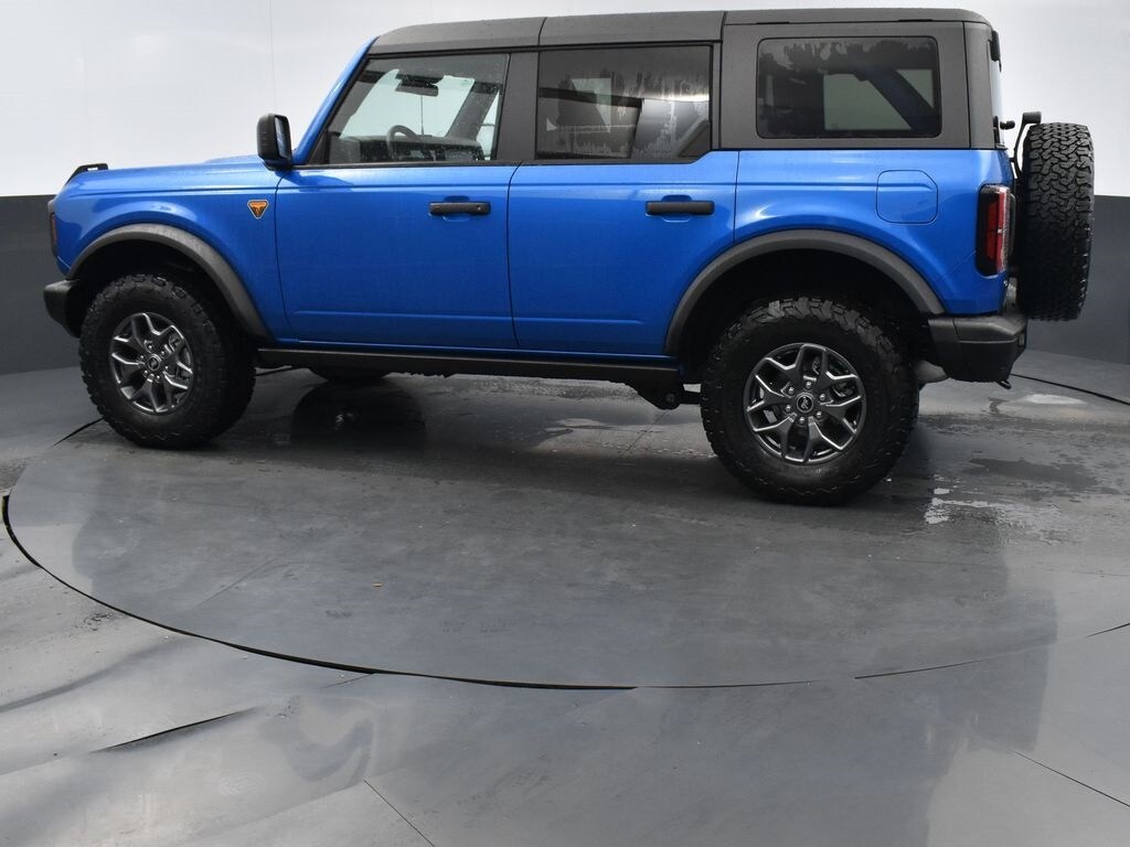 New 2025 Ford Bronco Badlands SUV