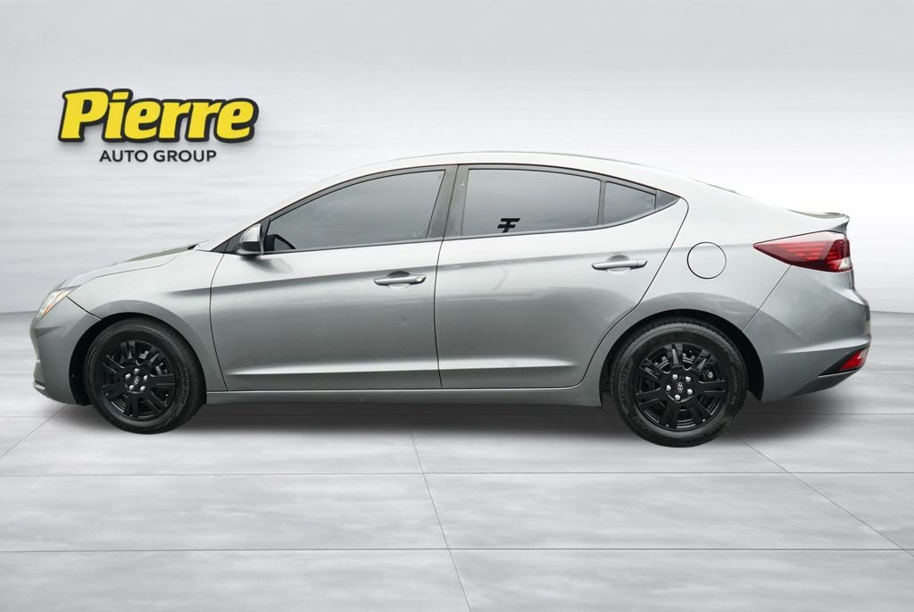 Used 2020 Hyundai Elantra SE Sedan