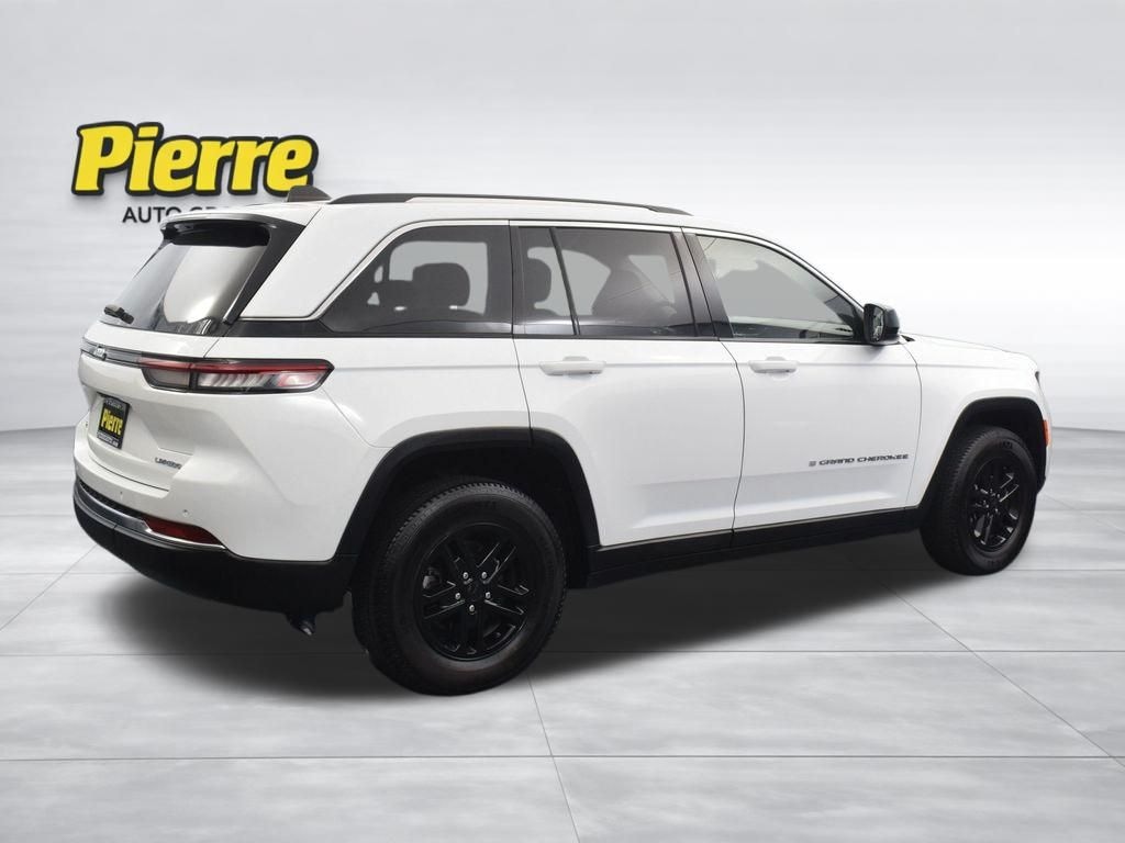 Used 2023 Jeep Grand Cherokee Laredo SUV