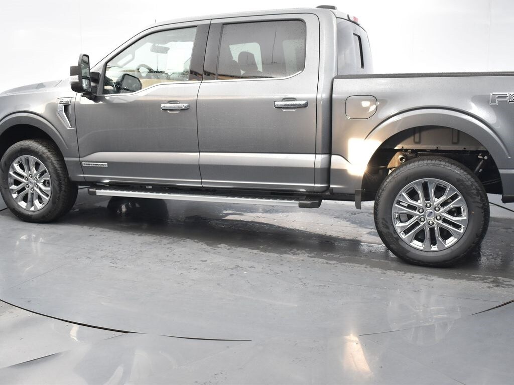 New 2025 Ford F-150 Lariat Truck SuperCrew Cab