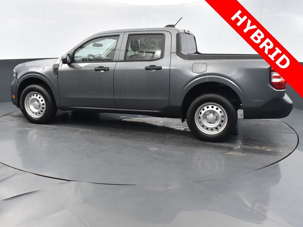 New 2025 Ford Maverick XL Truck SuperCrew