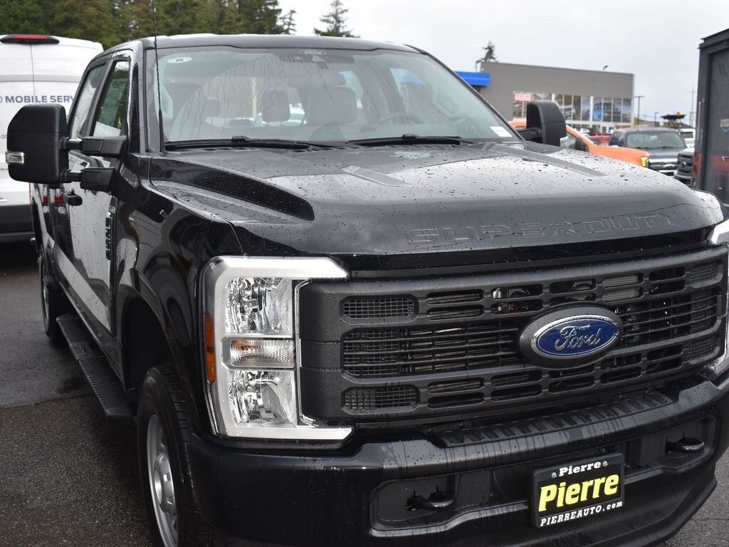 New 2026 Ford F-250 Truck Crew Cab