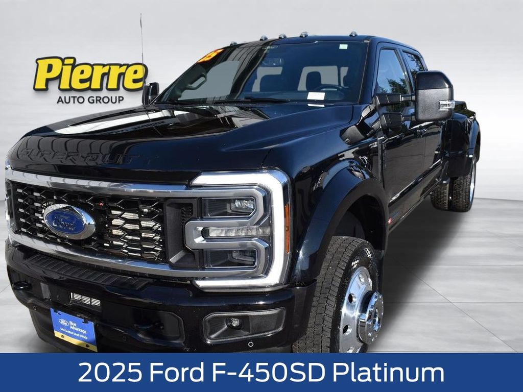 2025 Ford F-450 Super Duty Platinum