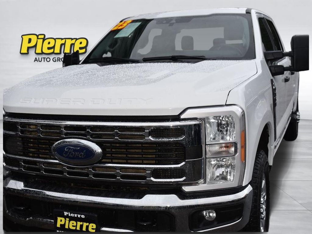 2023 Ford F-350 Super Duty XLT