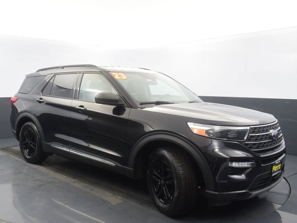 Used 2023 Ford Explorer XLT SUV