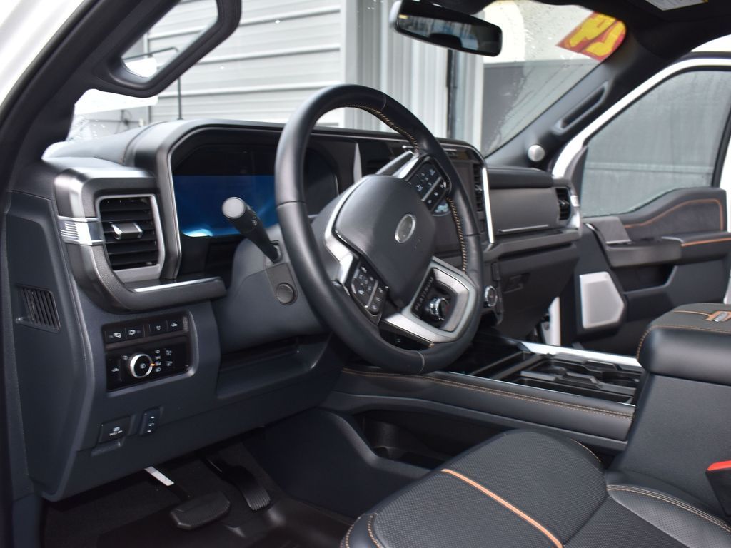 2024 Ford F-350 Super Duty Platinum - Photo 21