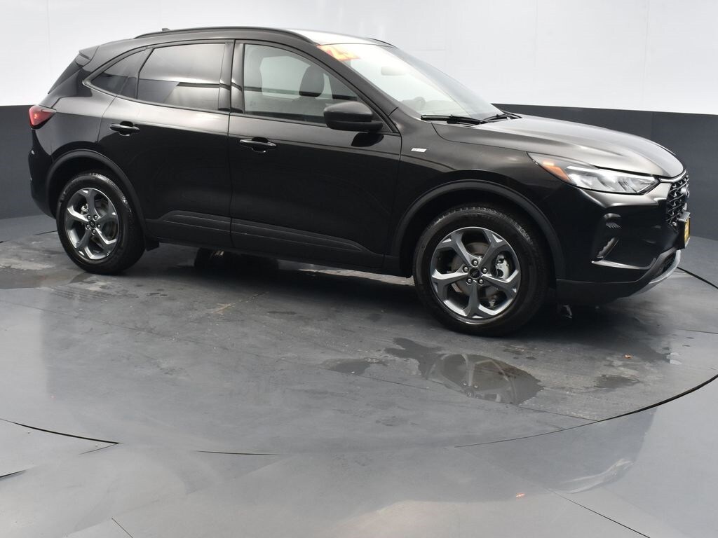 Used 2025 Ford Escape ST-Line SUV