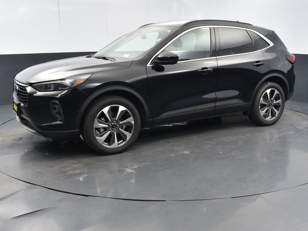 Used 2024 Ford Escape Platinum SUV