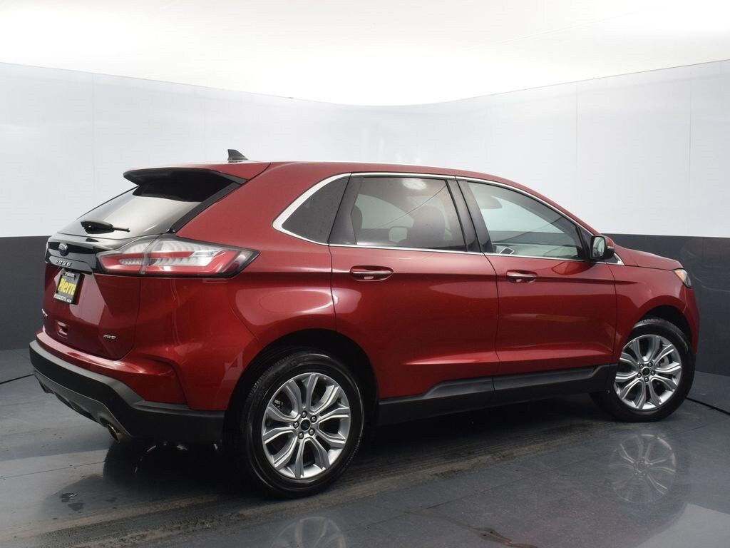 Used 2024 Ford Edge Titanium SUV
