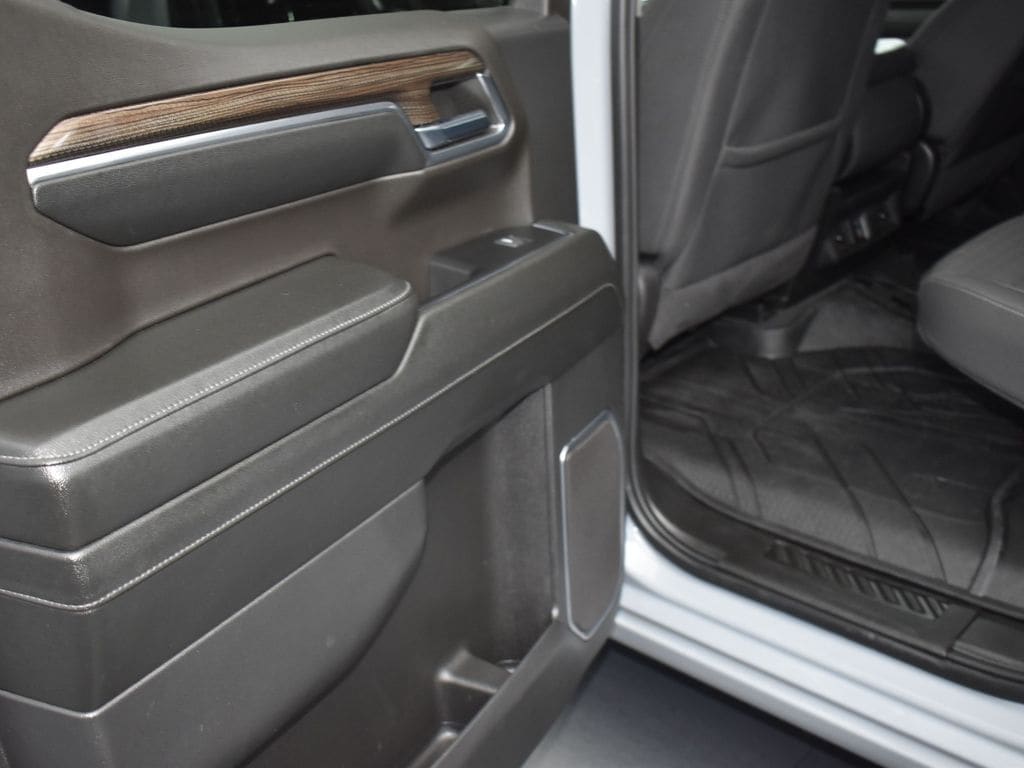 2024 Chevrolet Silverado 1500 LT - Photo 12