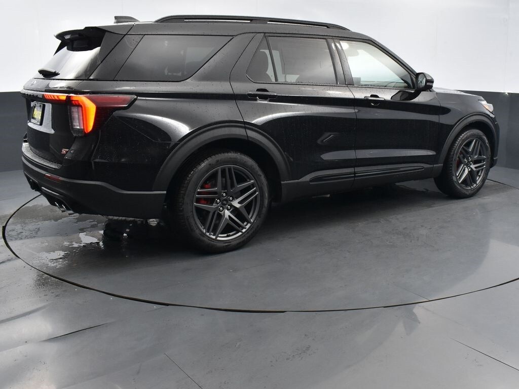 New 2026 Ford Explorer ST SUV