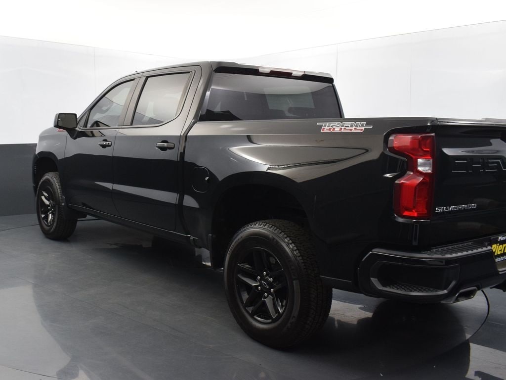 Used 2022 Chevrolet Silverado 1500 LT Trail Boss Truck Crew Cab