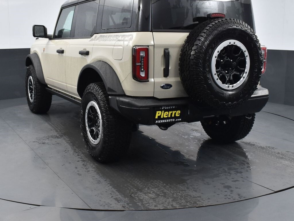 New 2025 Ford Bronco Badlands SUV