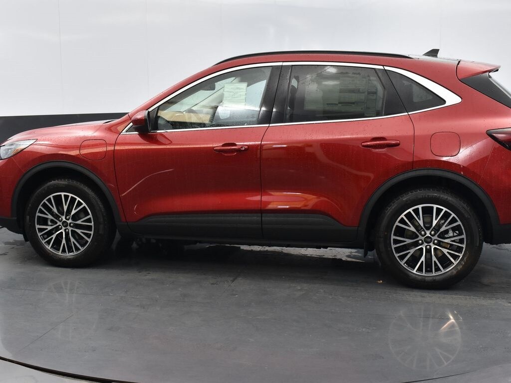 New 2025 Ford Escape Base SUV