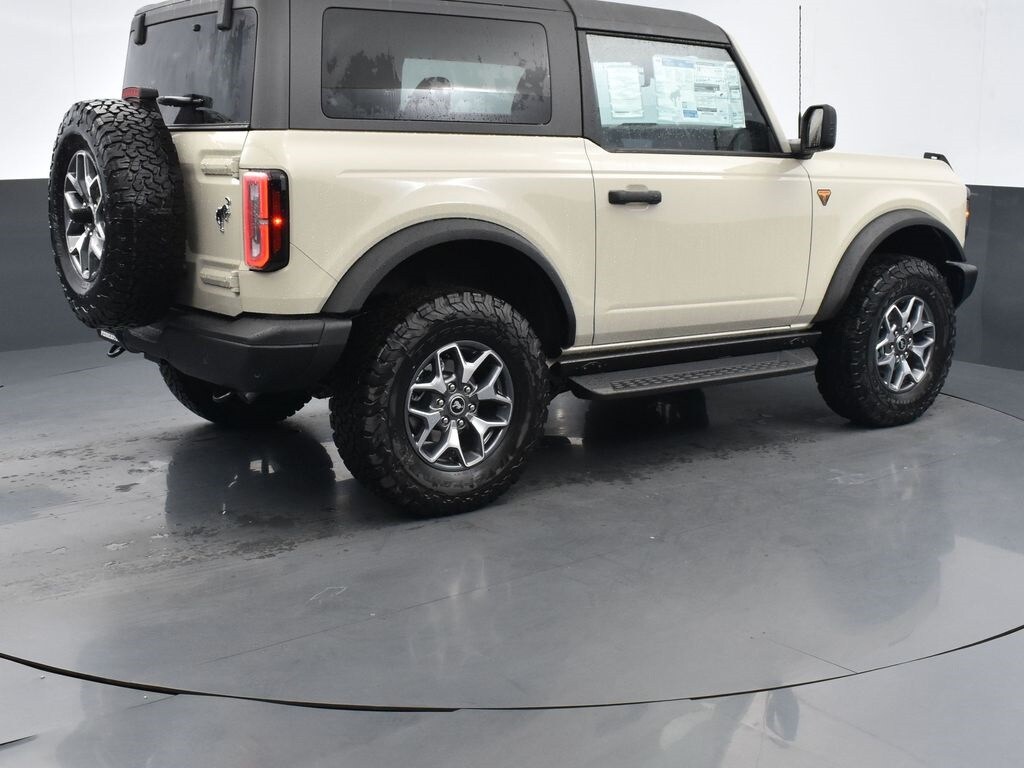 New 2025 Ford Bronco Badlands SUV