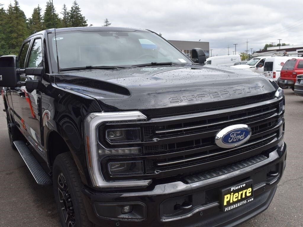 New 2026 Ford F-350 Platinum Truck Crew Cab