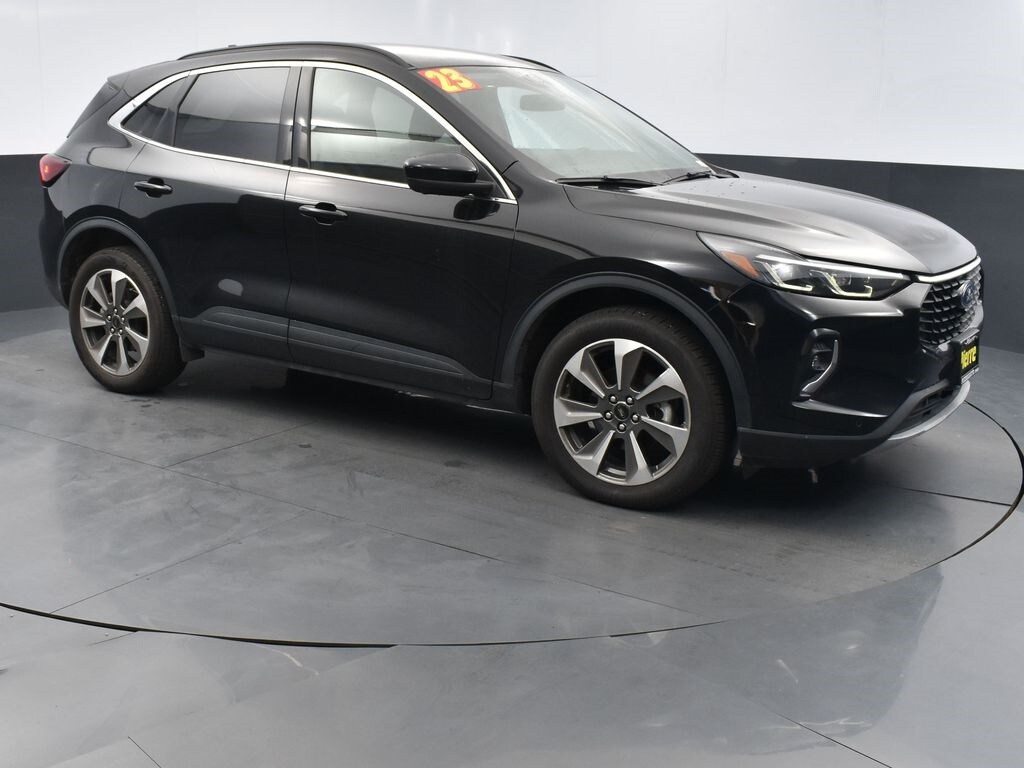 Used 2023 Ford Escape Platinum SUV