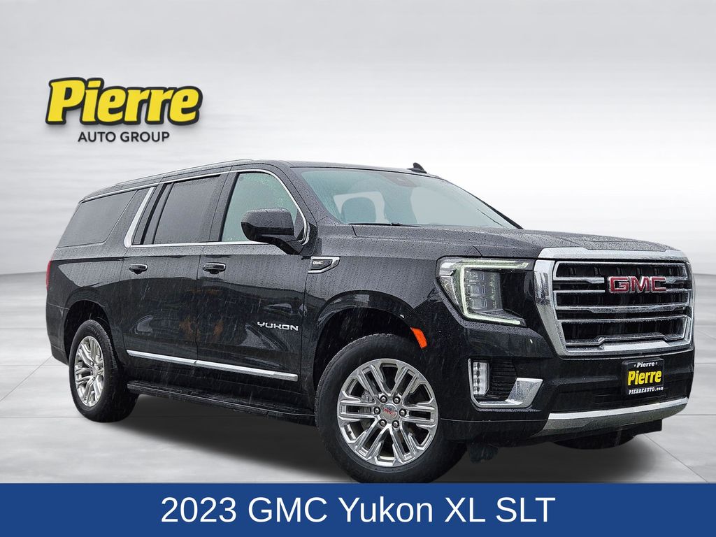 2023 GMC Yukon SLT 4X4's photo