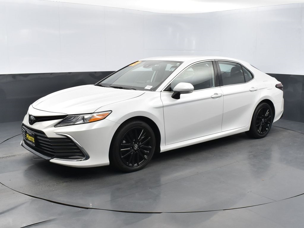 Used 2023 Toyota Camry XLE Sedan