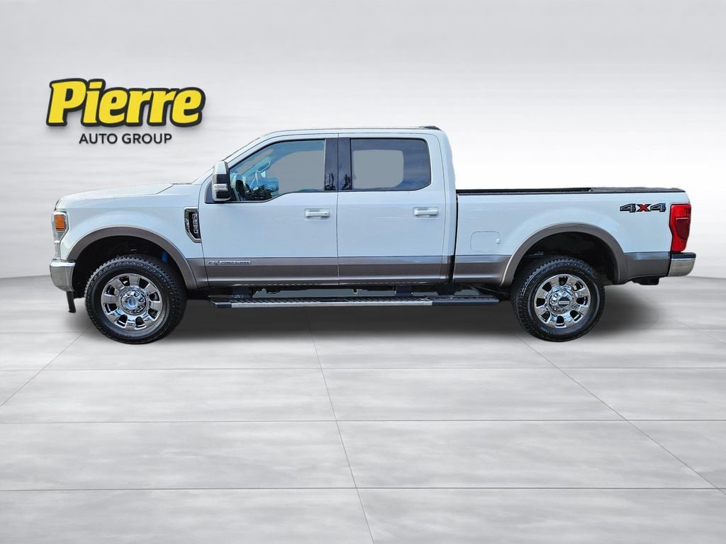 Used 2022 Ford F-250SD Lariat Truck Crew Cab