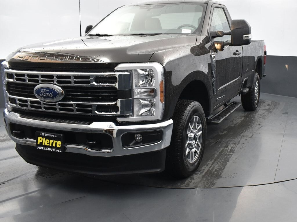 New 2025 Ford F-250 XLT Truck Regular Cab