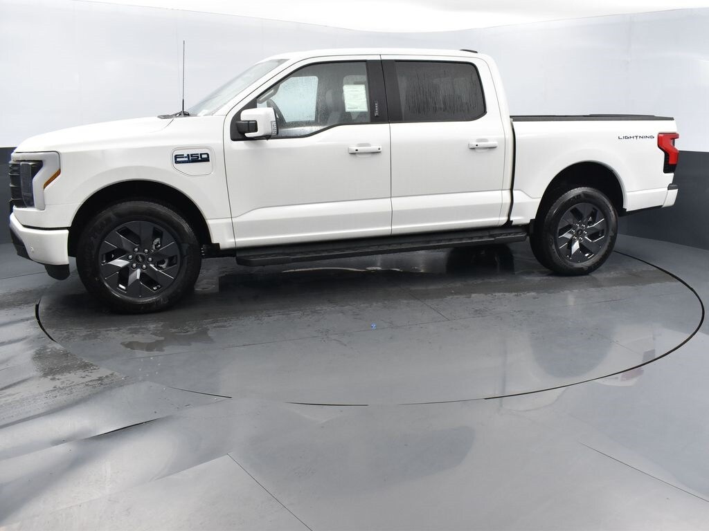 New 2025 Ford F-150 Lightning Lariat Truck SuperCrew Cab