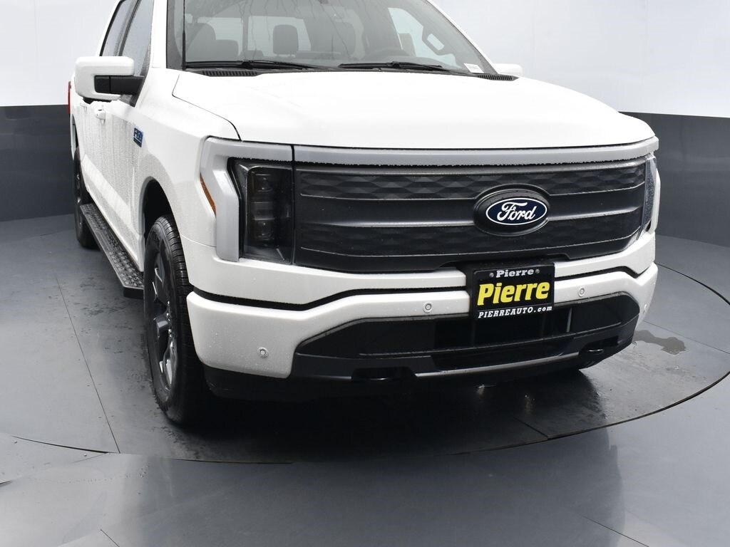 New 2025 Ford F-150 Lightning Lariat Truck SuperCrew Cab